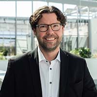 Abbildung Dr. Lars Charbonnier